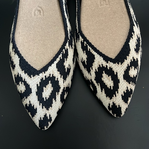 Sandy Cat Leopard Rothy’s NIB OBO - Picture 7 of 10